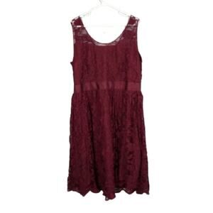 BB Dakota Lace Overlay Dress Size 22